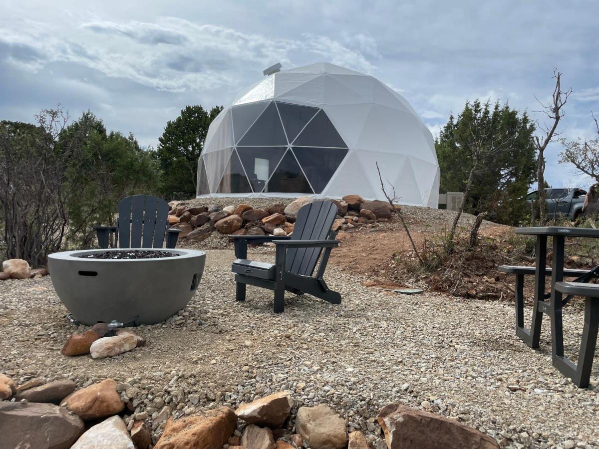 Canyon Rim Domes - A Luxury Glamping Experience!! Monticello Exterior foto